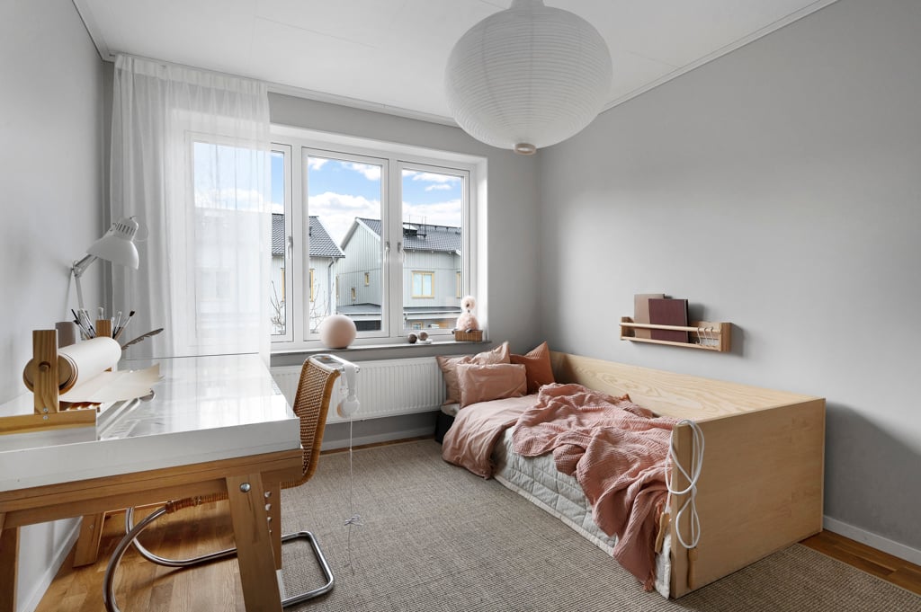 Solåsvägen 8